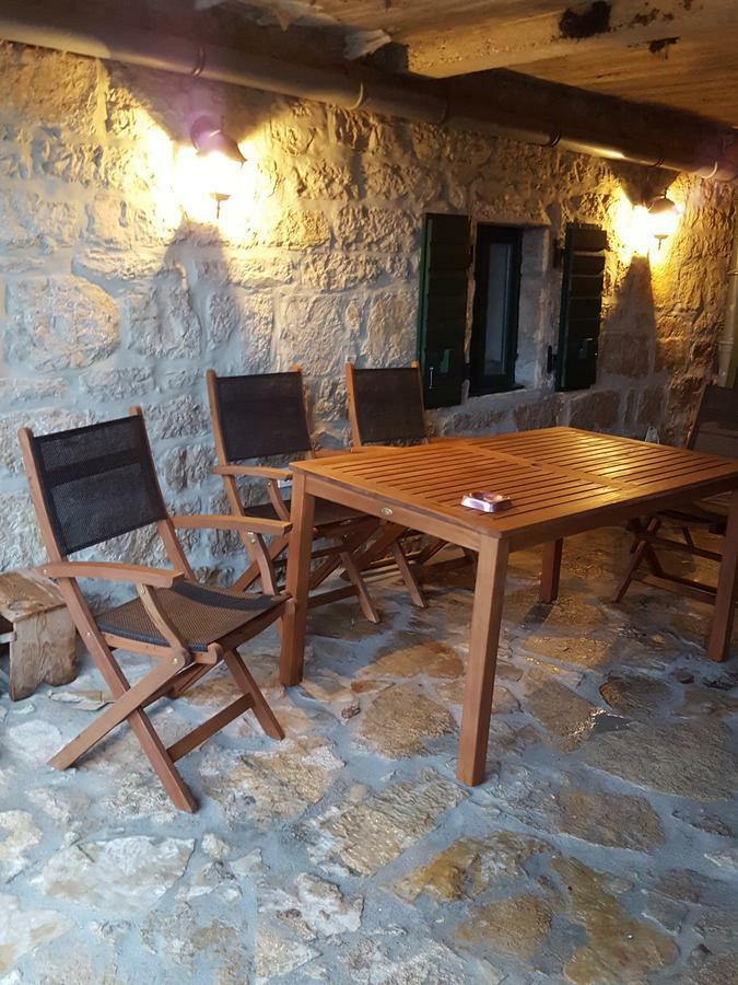 Villa Cetina Milasi Екстериор снимка