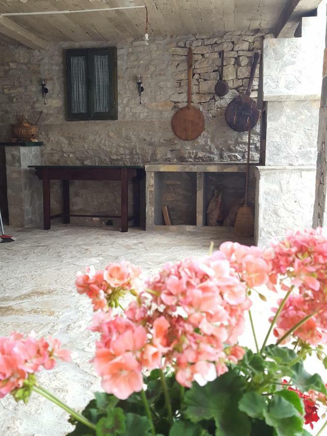 Villa Cetina Milasi Екстериор снимка