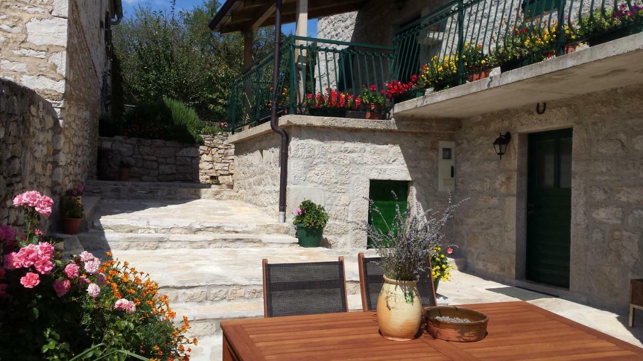 Villa Cetina Milasi Екстериор снимка