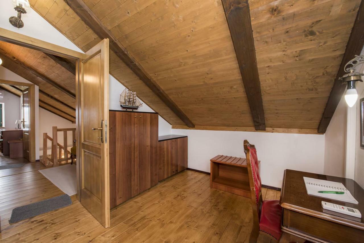 Villa Cetina Milasi Екстериор снимка