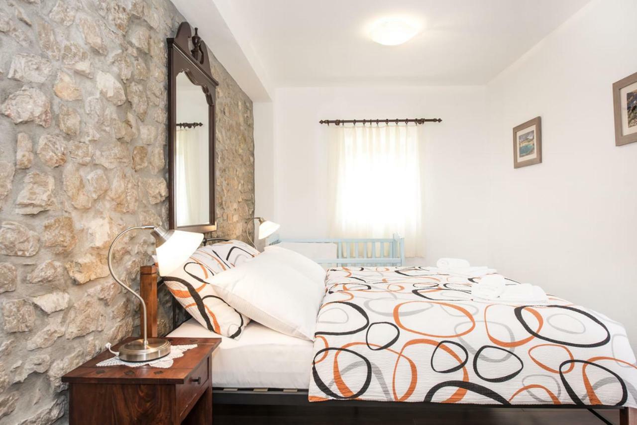 Villa Cetina Milasi Екстериор снимка