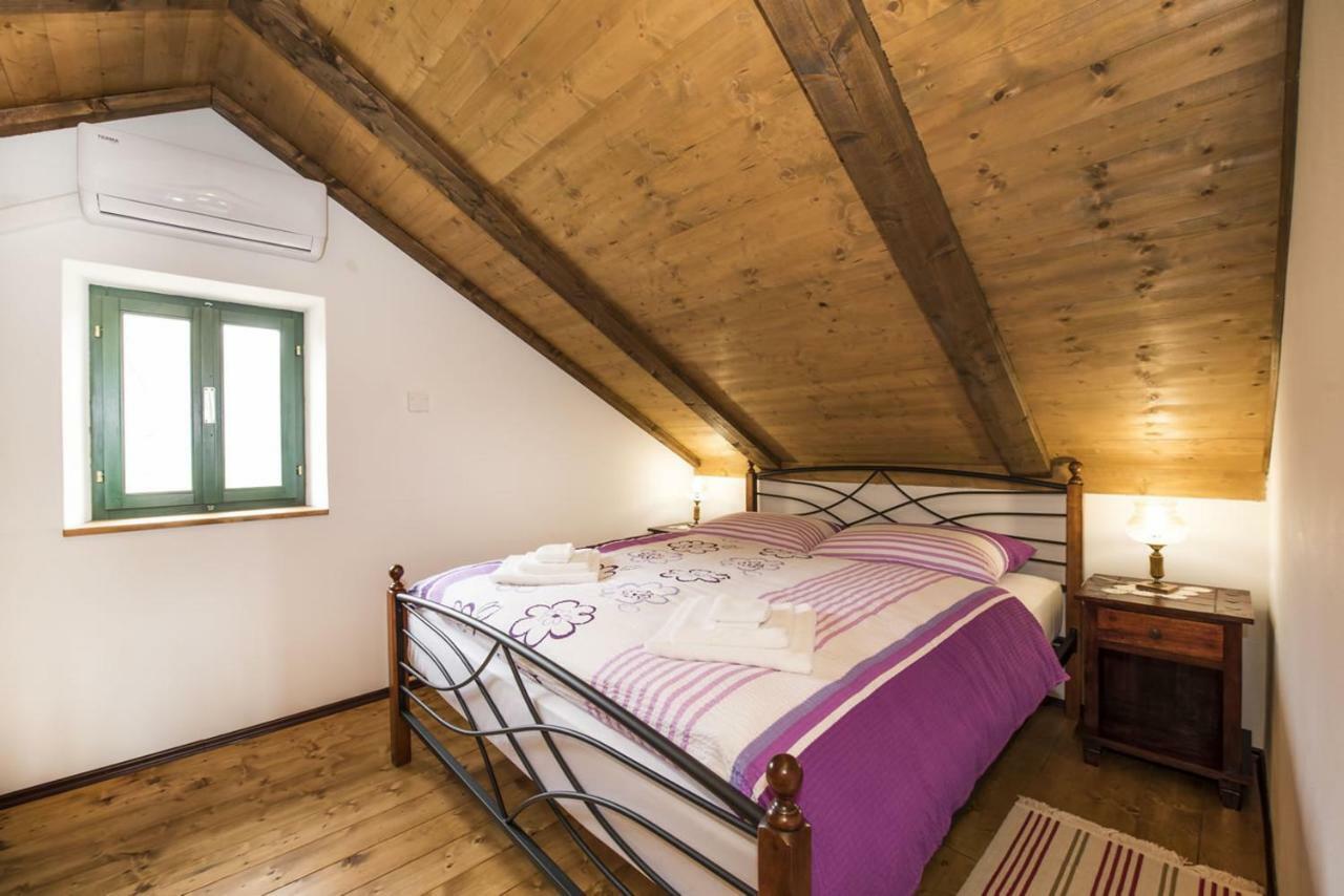 Villa Cetina Milasi Екстериор снимка